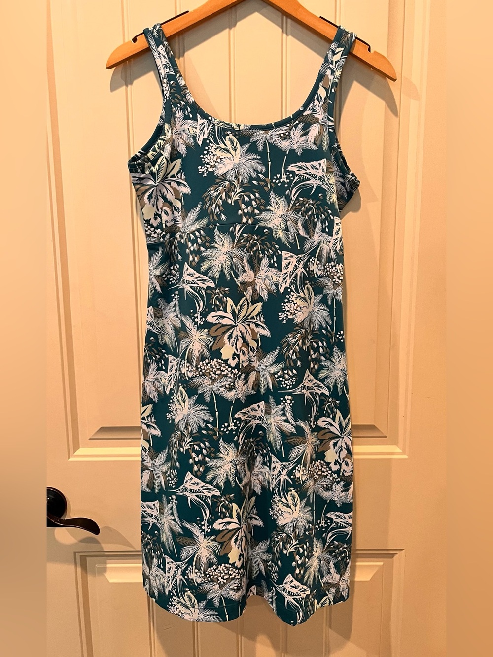 Columbia Small Teal Tropical Print Tank Dress Summer Athletic Resort Boating Vac - Picture 1 of 7